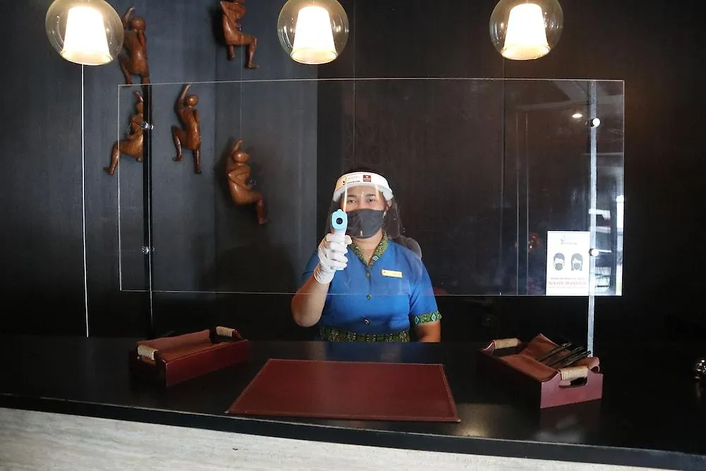 J Hotel Kuta Kuta